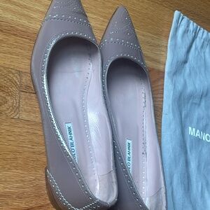 Monolo Blahnik Flats 40